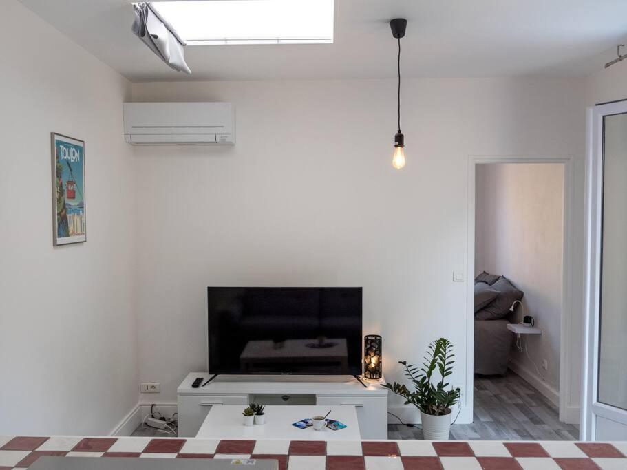 Logement Le Serein Toulon Luaran gambar