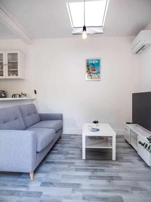 Logement Le Serein Toulon Luaran gambar