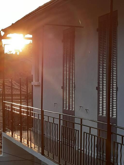 Logement Le Serein Toulon Luaran gambar